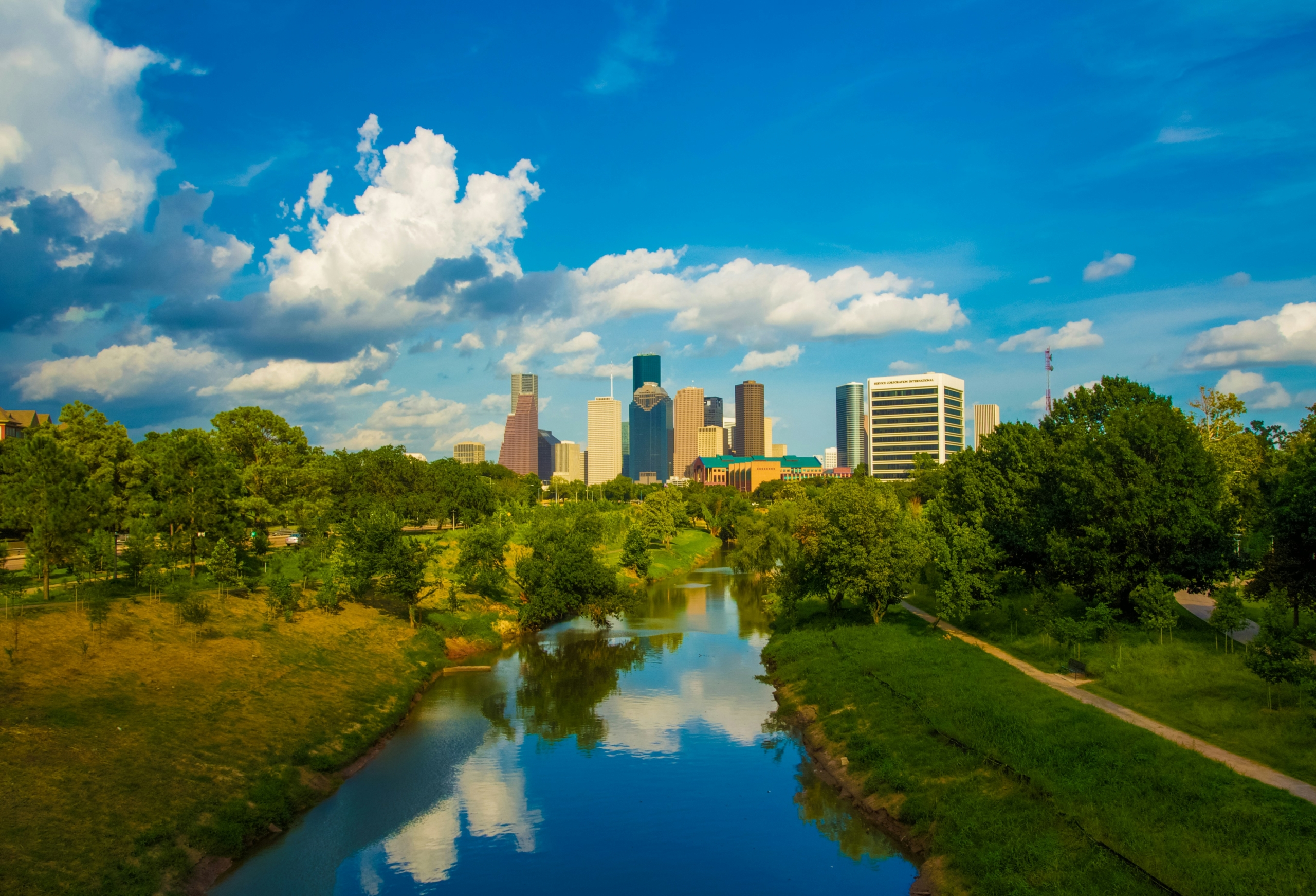 How Rising Mortgage Rates Are Impacting Home Affordability in Houston, Texas (2025 Guide) Iranian Agent Houston Mr sold homes